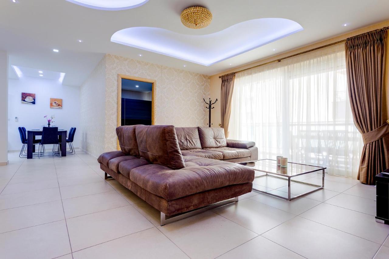 Luxury Apt W/ Side Seaviews And Pool, Top Location 斯利马 外观 照片