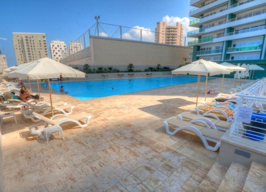 Luxury Apt W/ Side Seaviews And Pool, Top Location 斯利马 外观 照片